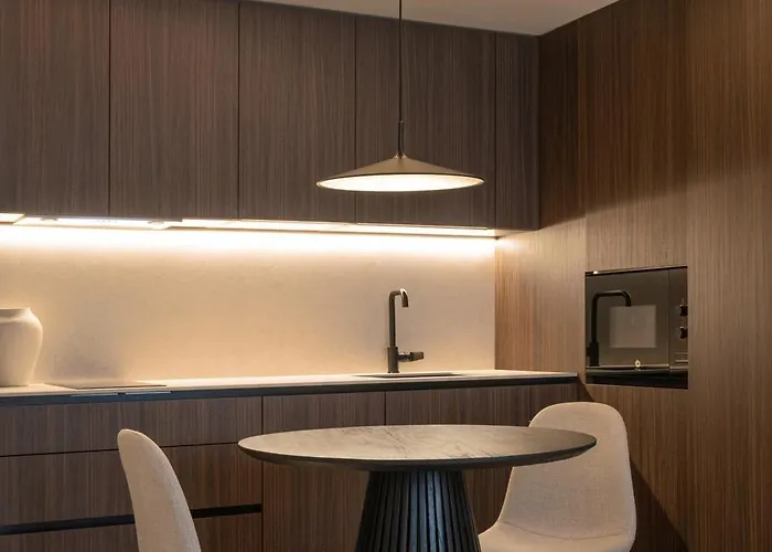 Limehome Juan Antonio Zunzunegui Апарт-отель