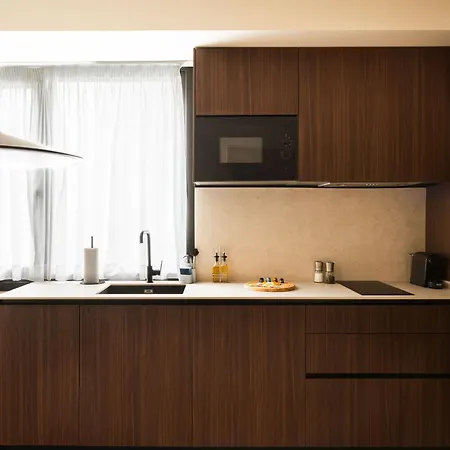 Limehome Juan Antonio Zunzunegui 4* Bilbau