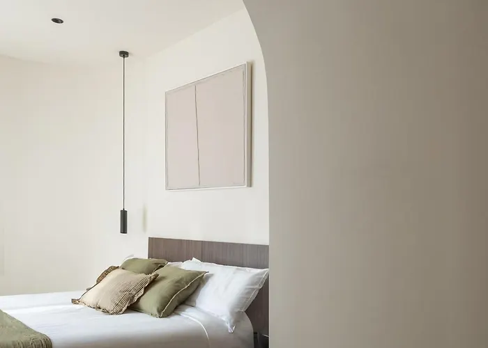 Limehome Juan Antonio Zunzunegui 3*