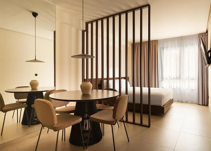 Limehome Juan Antonio Zunzunegui 4* Bilbau