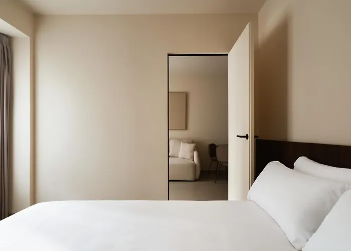 Limehome Juan Antonio Zunzunegui 4* Bilbau