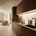 Limehome Juan Antonio Zunzunegui 4*