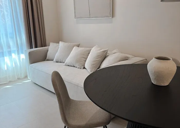 Limehome Juan Antonio Zunzunegui شقة فندقية