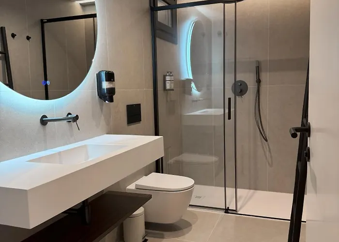 Limehome Juan Antonio Zunzunegui شقة فندقية 3*