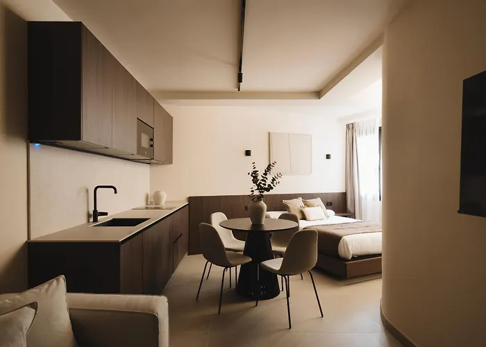 Limehome Juan Antonio Zunzunegui 3*